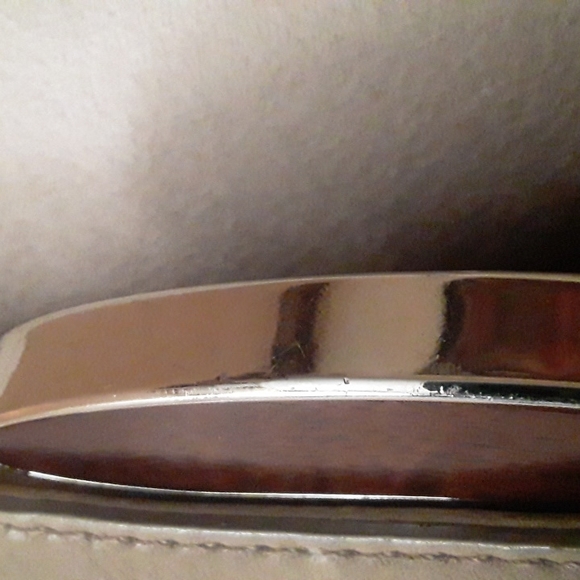 Fifty Four Fossil Clutch - Picture 6 of 11